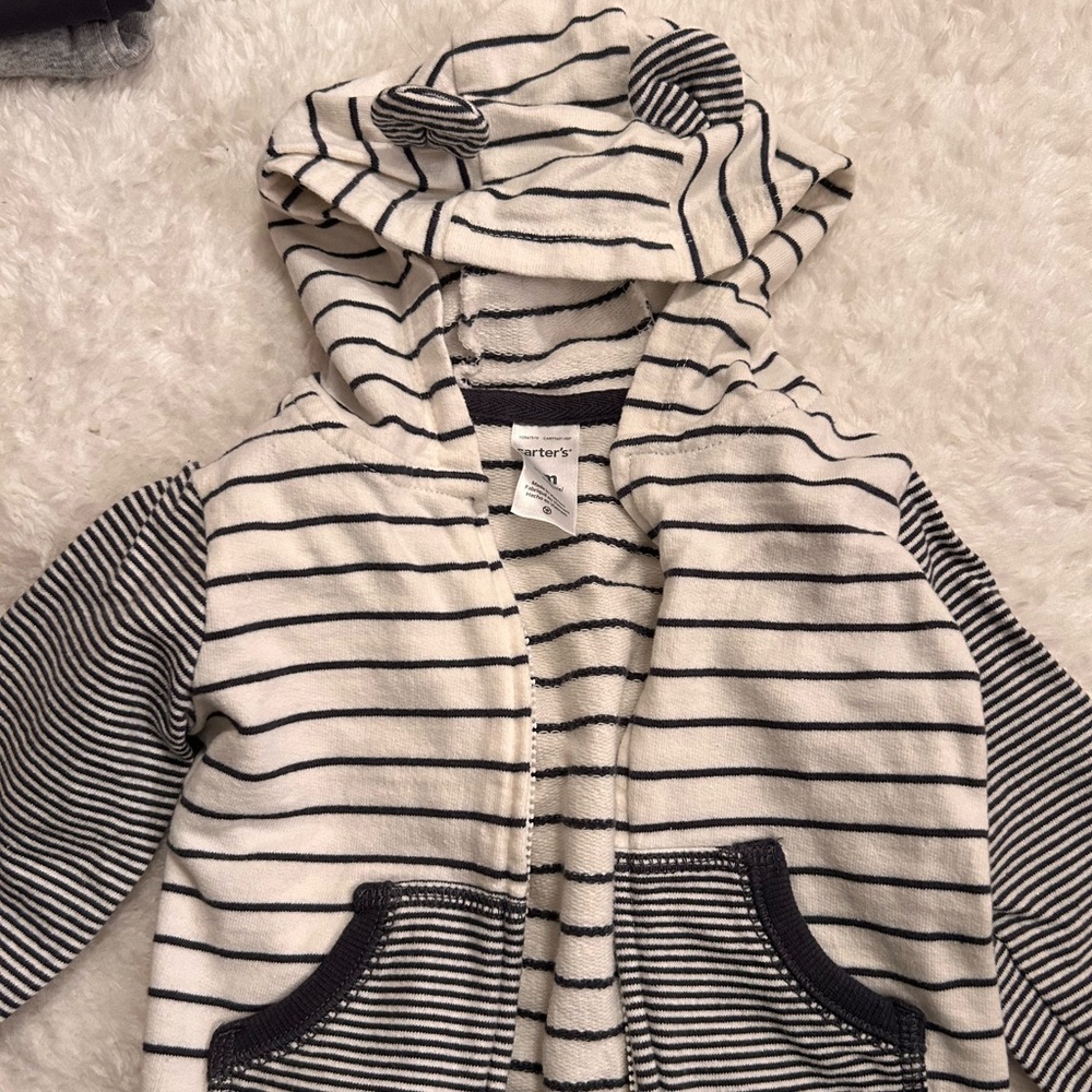 Carter’s three piece set!